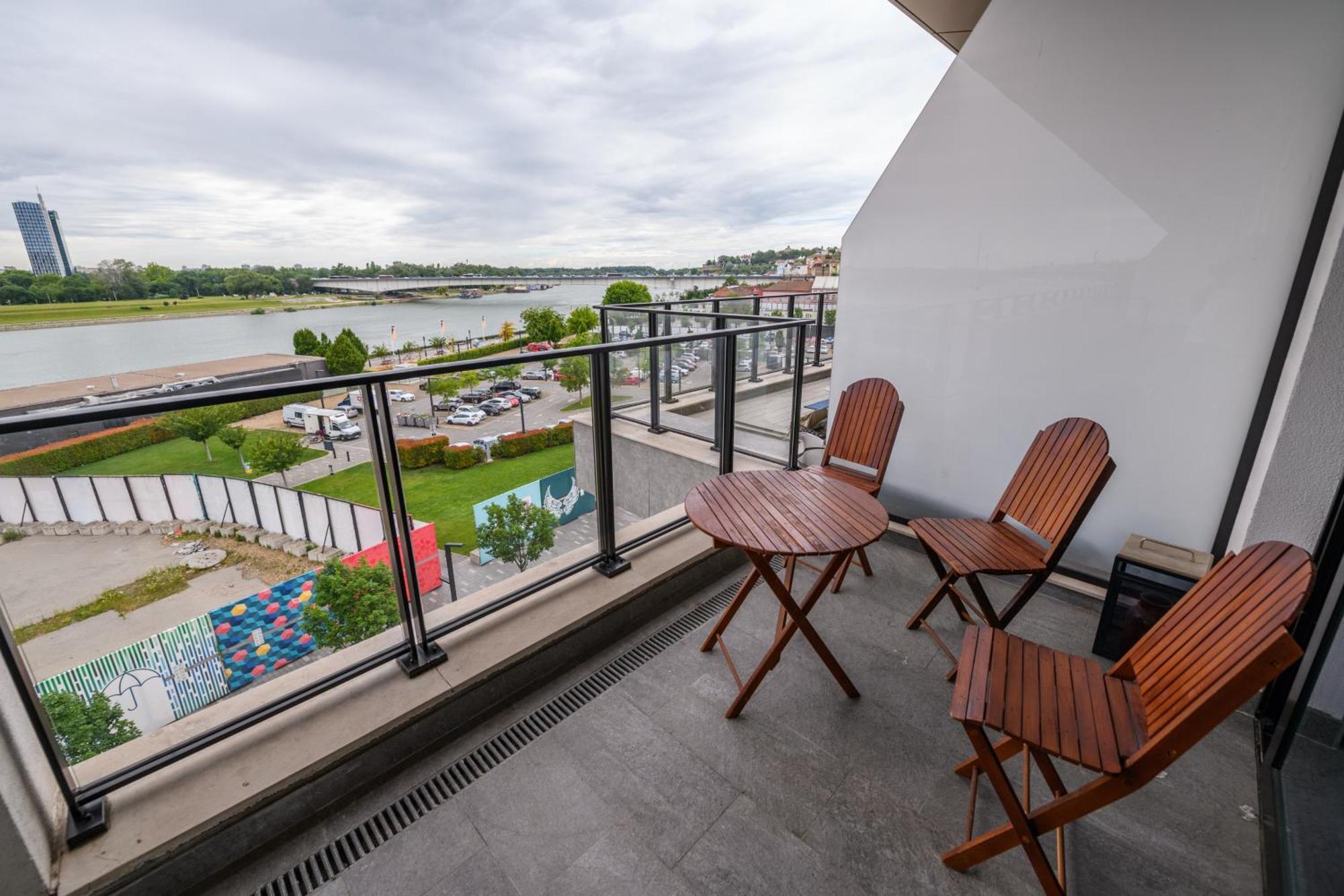 Belgrade Waterfront Residences - Beograd Na Vodi Esterno foto